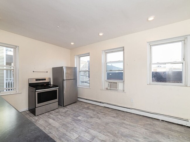 Photo - Allston 4 Bed – 1,250 Sq Ft – Heat Included – Top Floor – 9/1