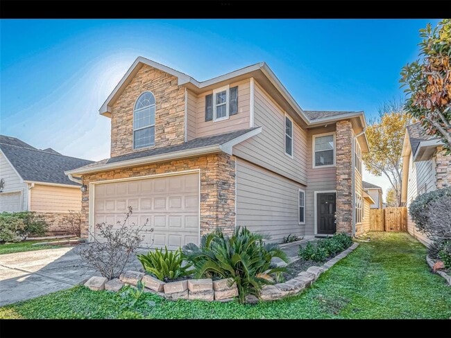 Photo - 10819 Waterfern Ct