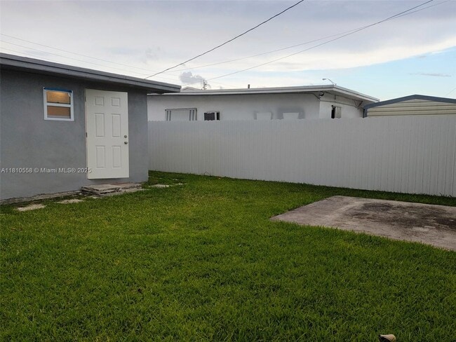 Photo - 1090 W 60th St Apartment Unit 1