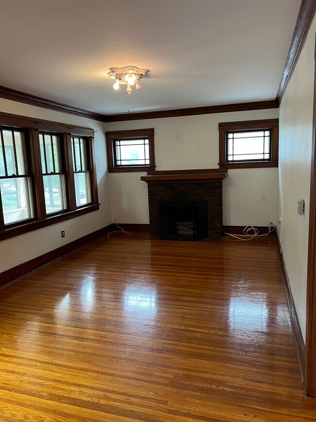 Photo - 204 Genesee Park Blvd Unit Lower