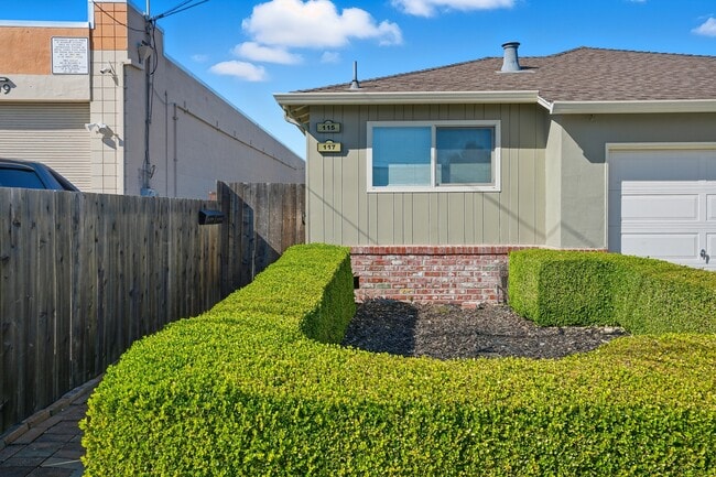 Photo - 117 Santa Lucia Ave