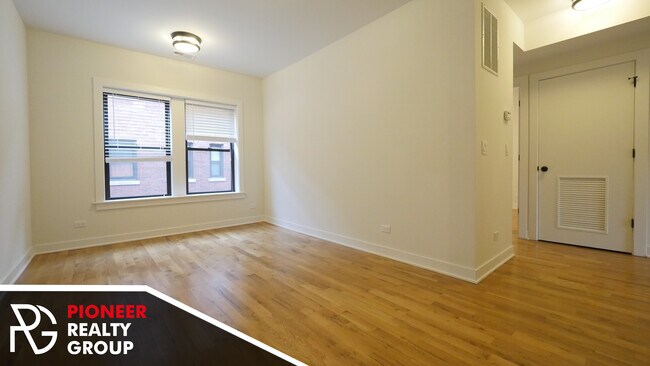 Photo - 2203 W Eastwood Ave