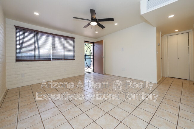 Photo - 5650 E Pima St