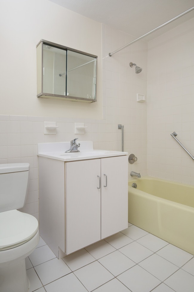 Hemlock Lane Apartments Maynard, MA