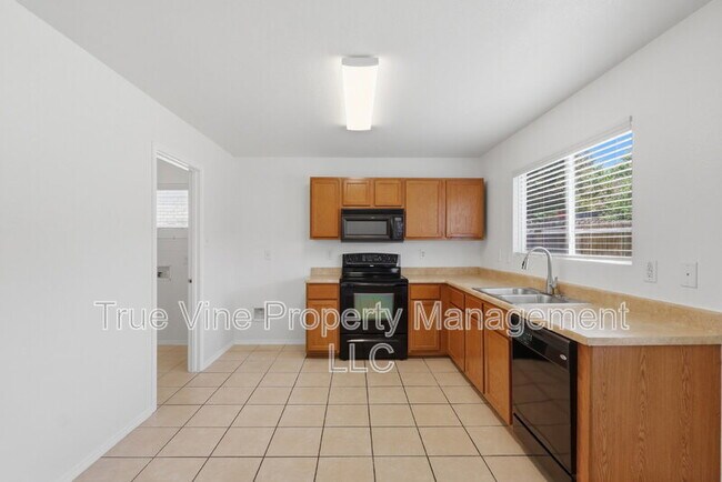 Photo - 136 Texas Mulberry