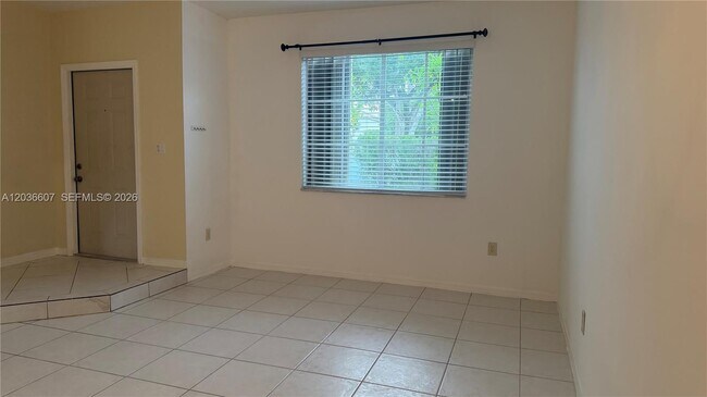 Photo - 8340 NW 10th St