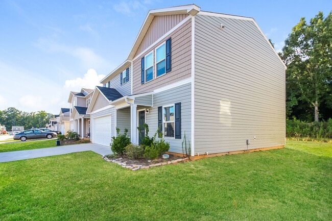 Photo - 500 Wagon Trail