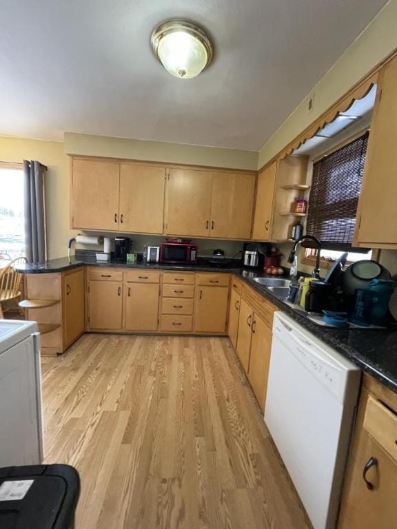 Photo - 4106 E 3rd St