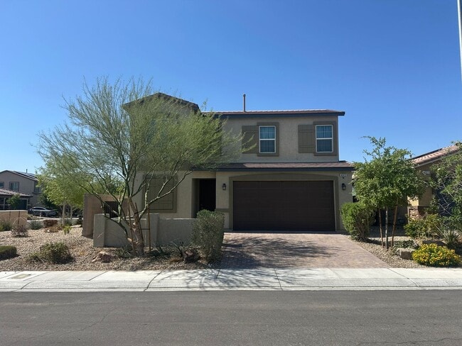 NW!! Solar!! Gated!! Bed and bath downst... - NW!! Solar!!  Gated!!  Bed and bath downst... House
