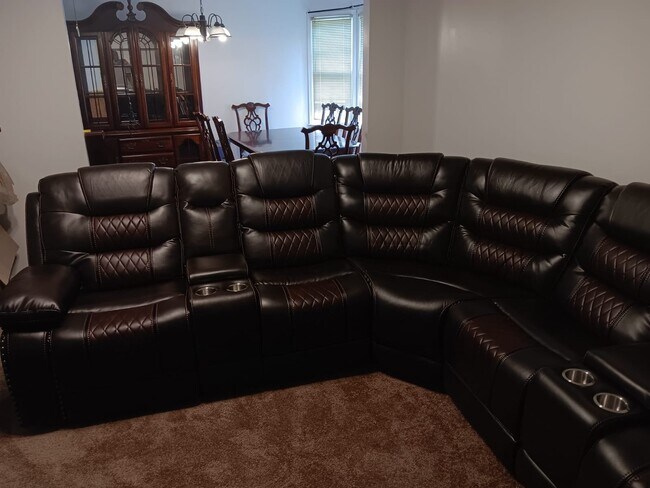 Photo - 742 Redland Dr