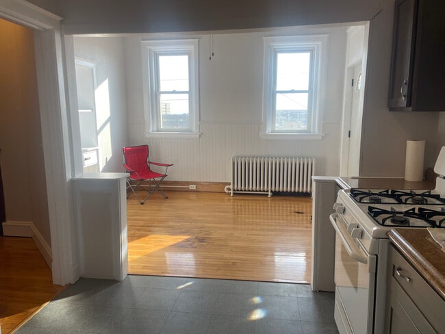 Photo - 317 1/2 N 4th Ave W Unidad 317