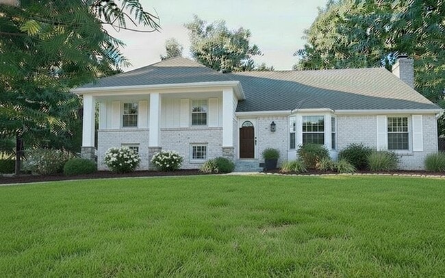 Building Photo - 128 Seneca Ln