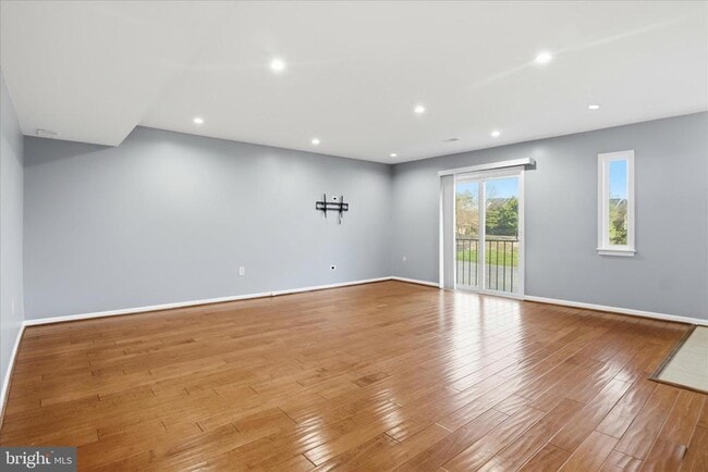 Photo - 4614 Conwell Dr