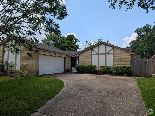Building Photo - 7210 Thicket Trail Dr Rental