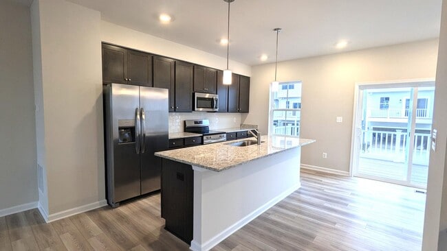 Building Photo - 1327 Cedar Vly Rd Rental