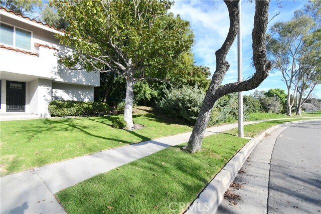 Photo - 3249 Whiffletree Ln