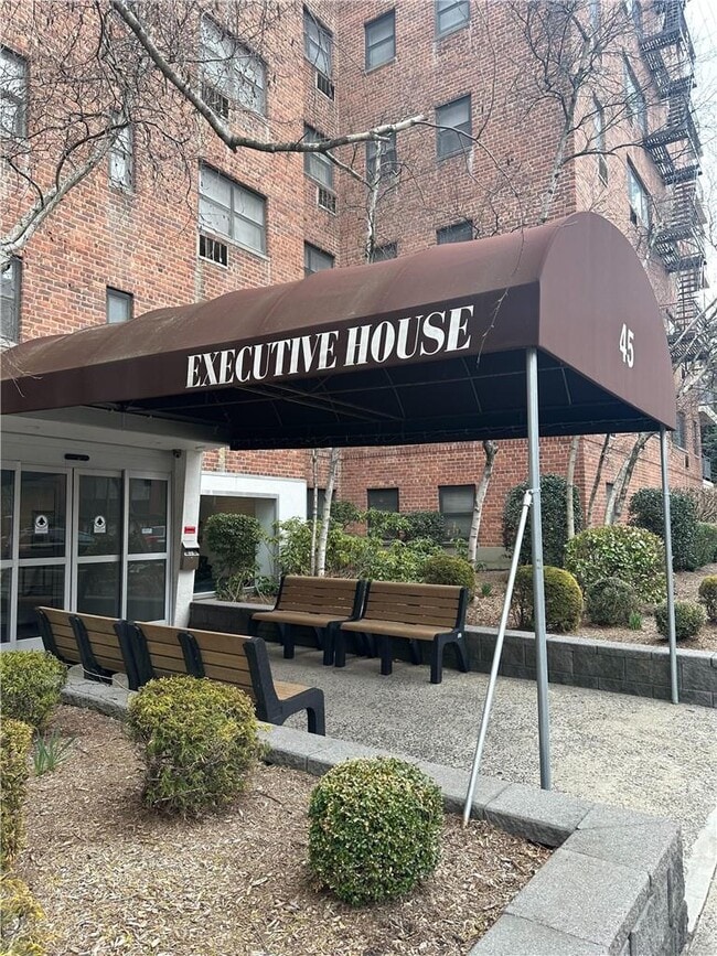Photo - 45 E Hartsdale Ave Condo Unit 2C