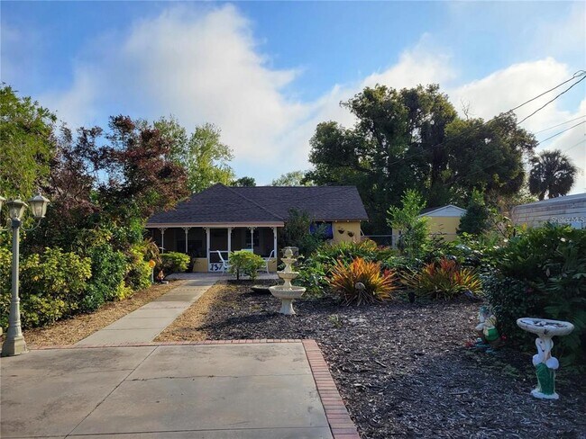 Building Photo - 1370 Greenway Dr Rental