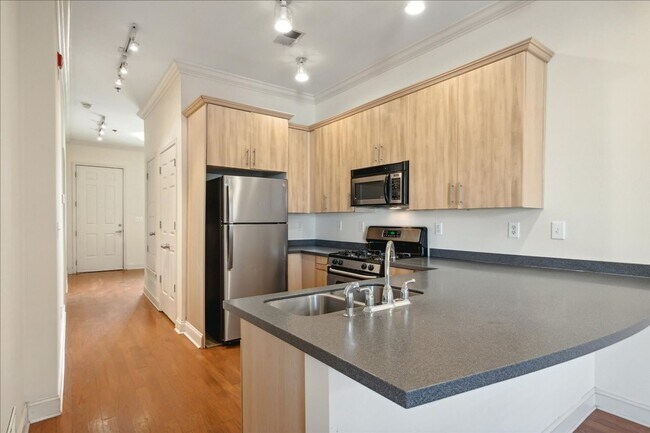 Photo - Gorgeous 1 bd 1 bath condo in City Lights ...