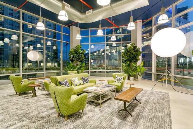 Photo - 110 Commons Park N