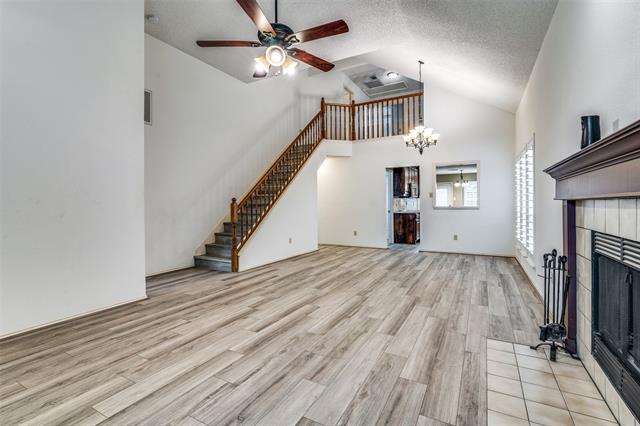 Photo - 524 Raintree Cir
