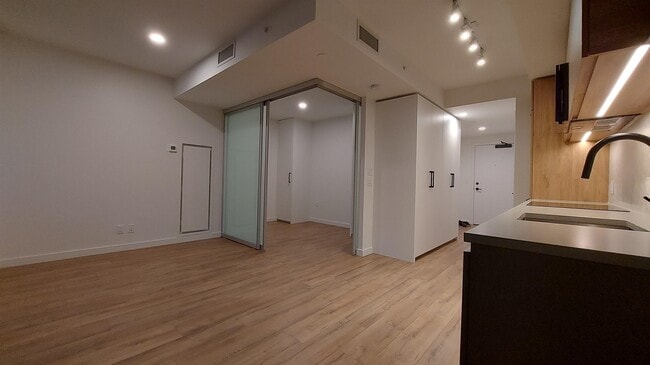 Photo - 10448 University Dr Unit 1503