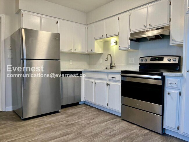 Photo - 534 E Huntington Dr Unit 11