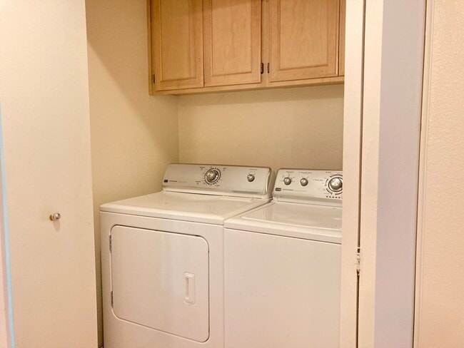 Photo - Spacious sun filled 2 bedroom with Washer/ Dryer in unit and garage!