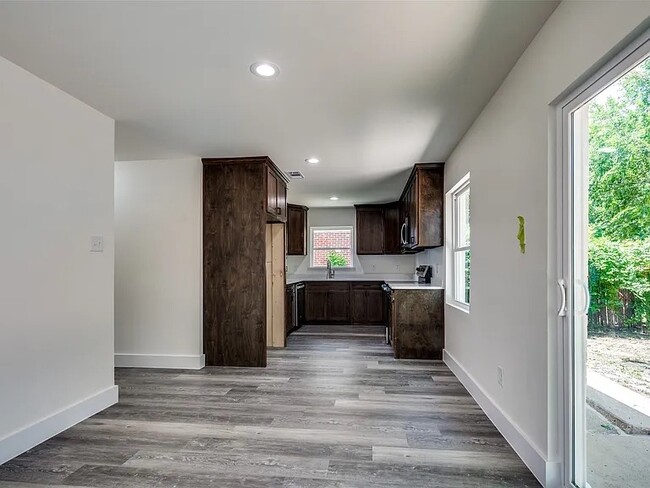 Photo - 1802 SW 3rd St