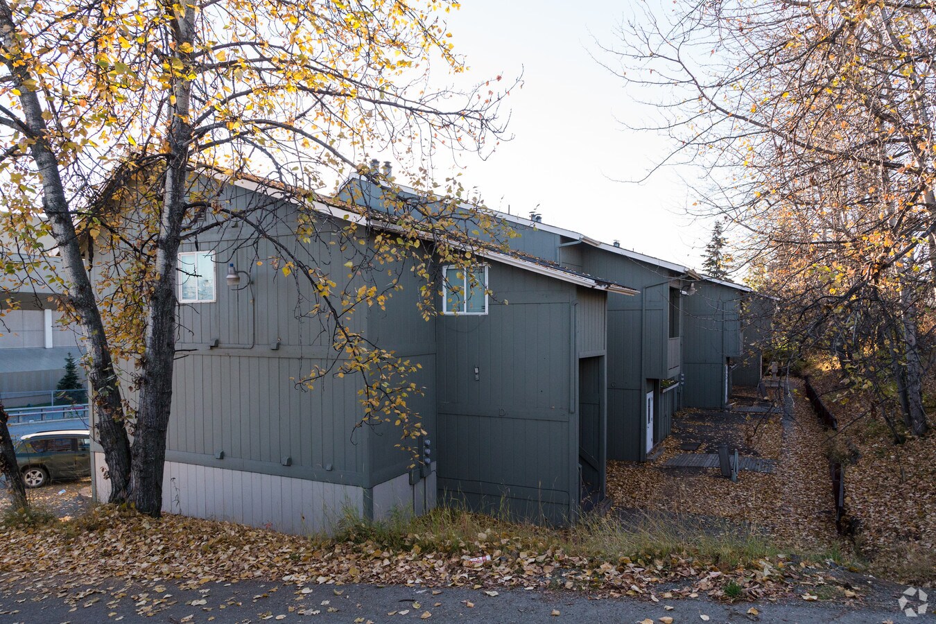 Photo - 601 E 16th Ave