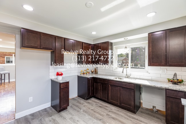 Photo - 1131 Rahn St