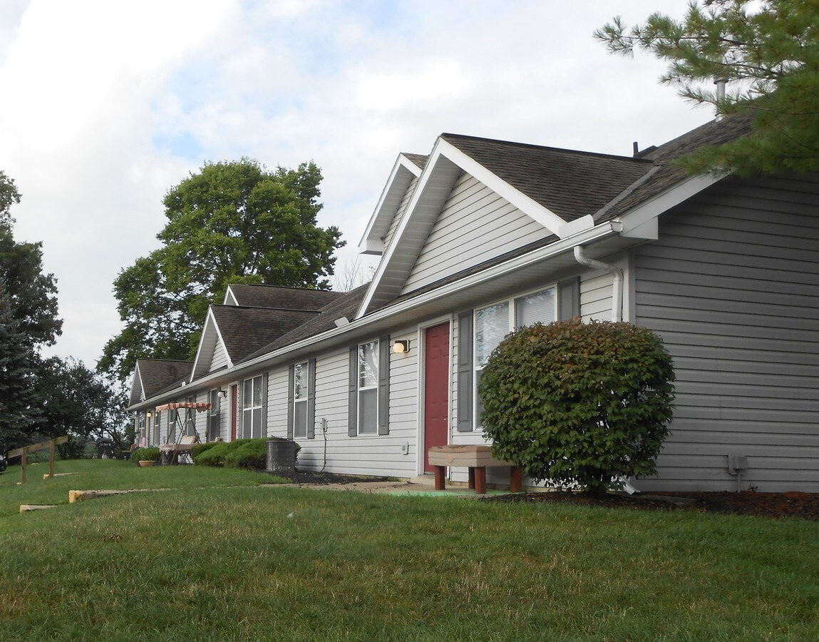 Wilmington Village Square Apartments Wilmington, OH