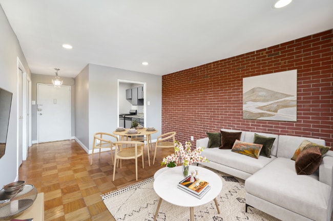 Photo - 1900 Lyttonsville Rd Unit 1101