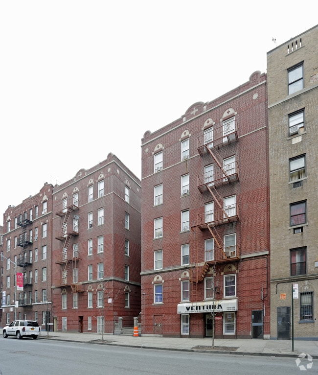 Primary Photo - 2540 Valentine Ave Apartments