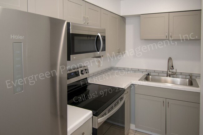Photo - 1705 Heatheridge Rd
