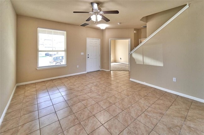 Photo - 1409 Brooks Way