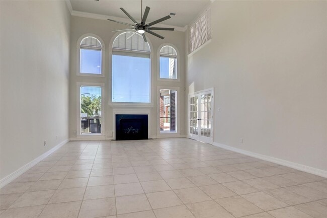 Photo - 5519 Bridlewood Dr