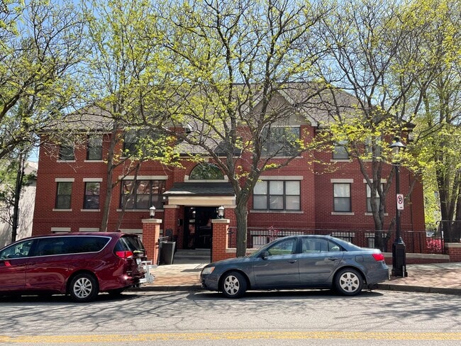 Building Photo - 935 Washington St Unit 301