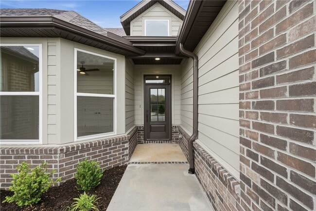 1229 Bunker Dr