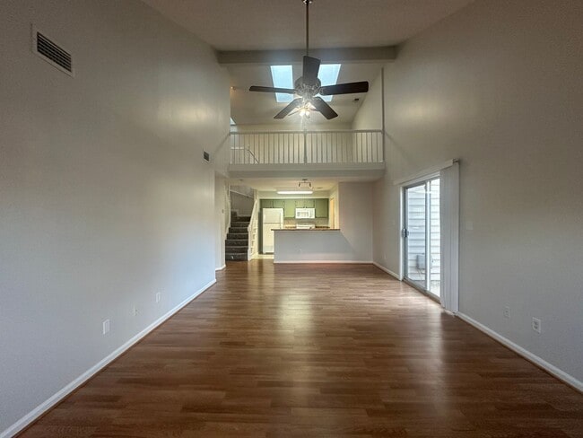 Photo - Bright and Spacious Greenbrier Fairways Condo