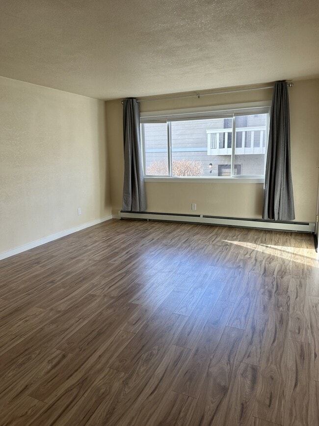 Photo - 1028 Longstaff St Unit 3