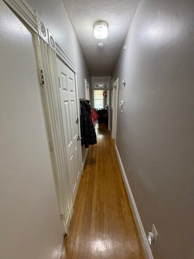 Photo - 123 Hillside St Unit 2