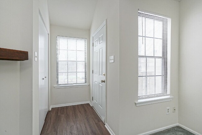 Photo - 4526 Concord Pl