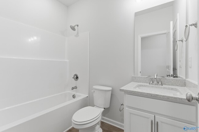 Photo - 180 Pennington Ave