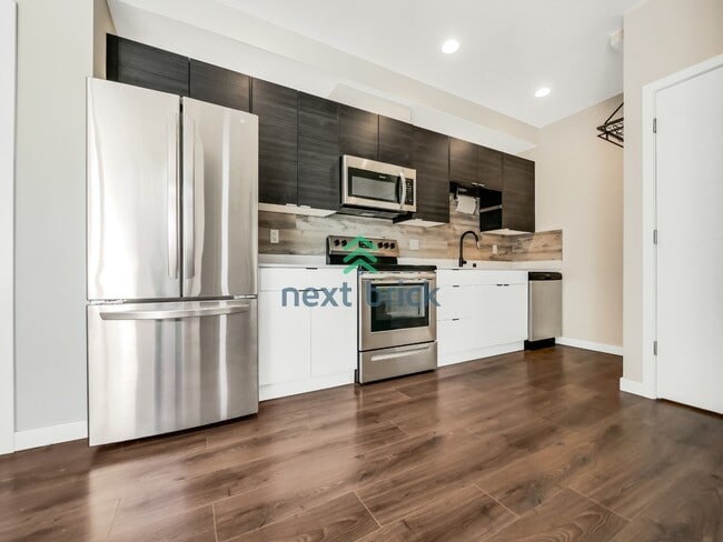 Photo - 2 Bed 2 Bath Spacious Townhome