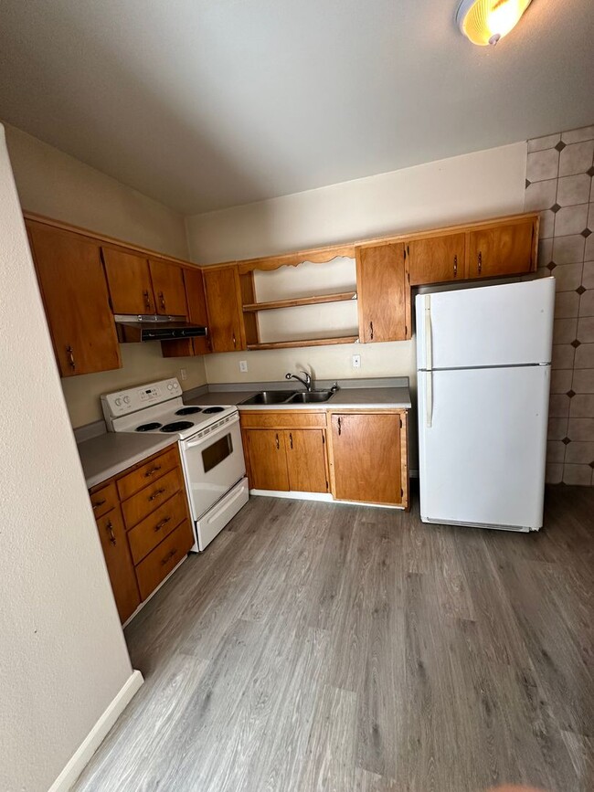 1 Bed 1 Bath available in Otis Orchards - 1 Bed 1 Bath available in Otis Orchards House