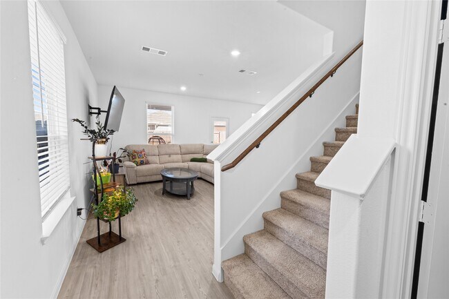 Photo - 17923 Stone Picker Ct