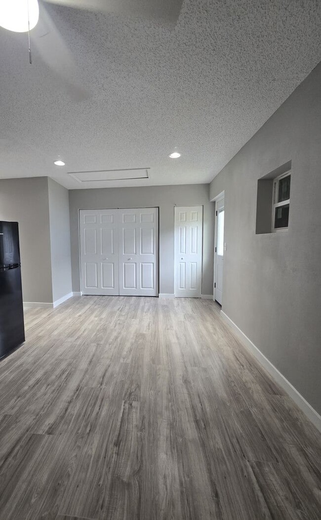 Photo - EFFICIENCY IN DELTONA AVAILABLE NOW, UTILI...