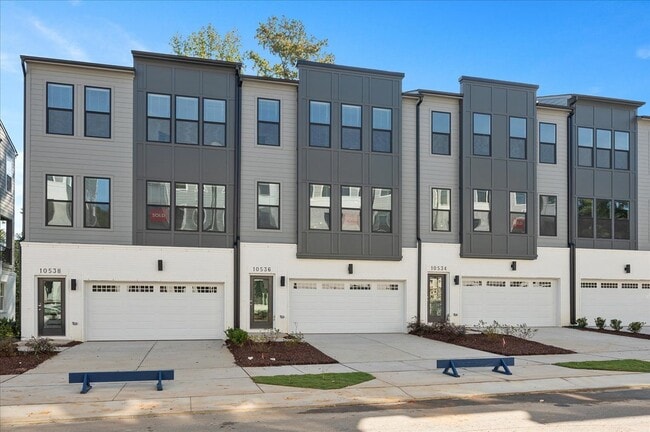 Building Photo - 10536 Pleasant Br Dr Rental