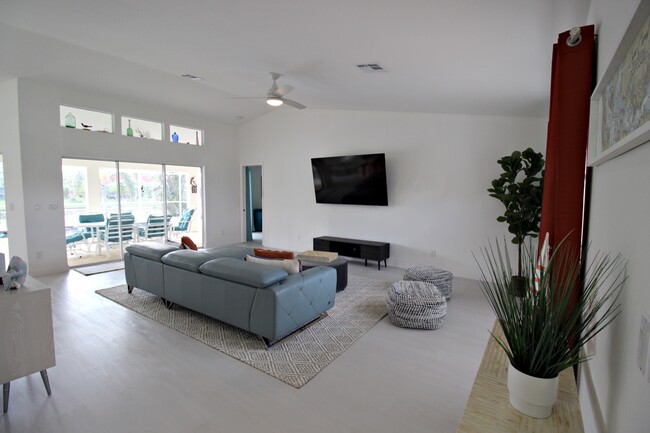 Photo - 138 SE 20th St